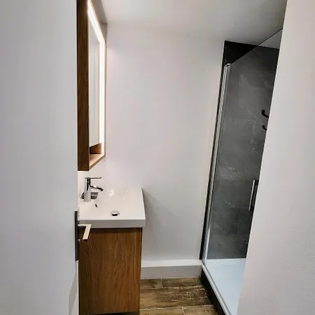 Апартаменты Miravidi - 4 Personnes Centre Station Mae-6124 *